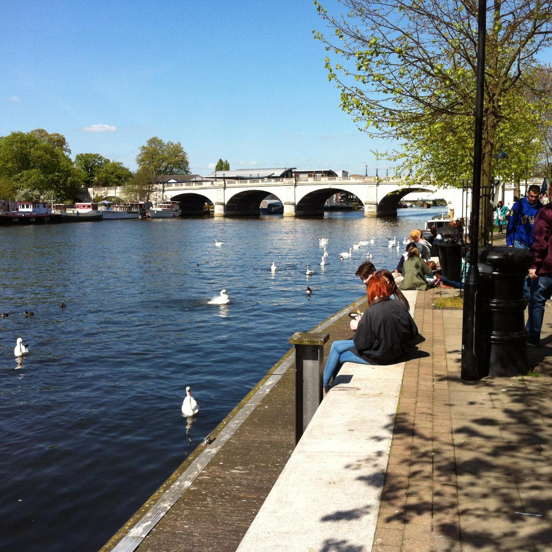 Surbiton Home With Free Parkings, Surbiton, Kingston Upon Thames, Surrey, Greater London Uk Εξωτερικό φωτογραφία